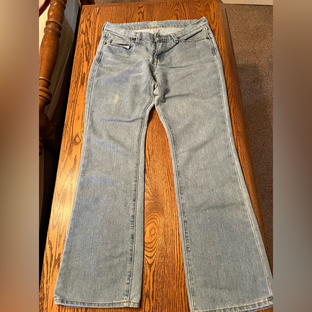 Classic Blue Women's Old Navy Flirt Jean